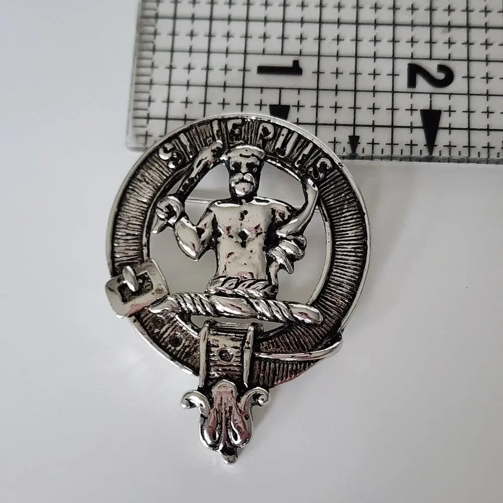 Vintage Celtic clan pin brooch‎ kilt